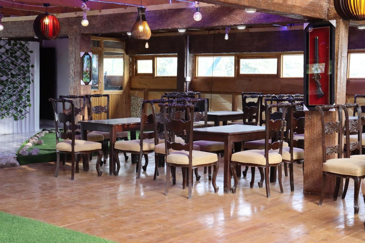 Hotel Al Azeem Ayubia Exteriör bild