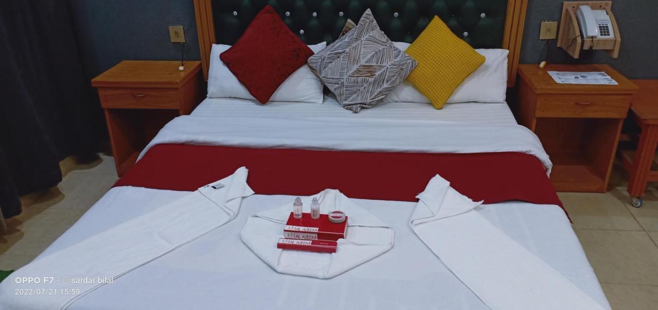 Hotel Al Azeem Ayubia Exteriör bild