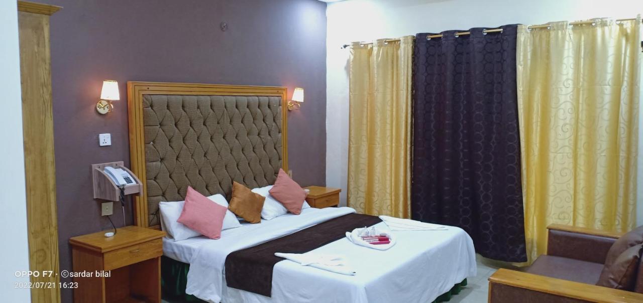 Hotel Al Azeem Ayubia Exteriör bild