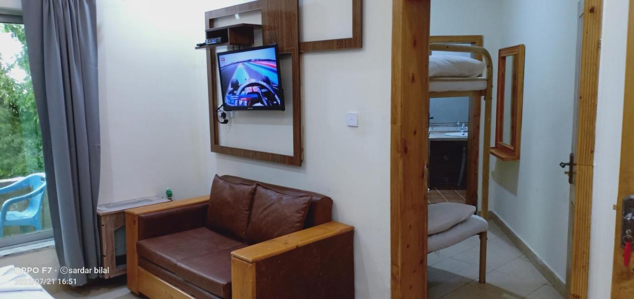 Hotel Al Azeem Ayubia Exteriör bild
